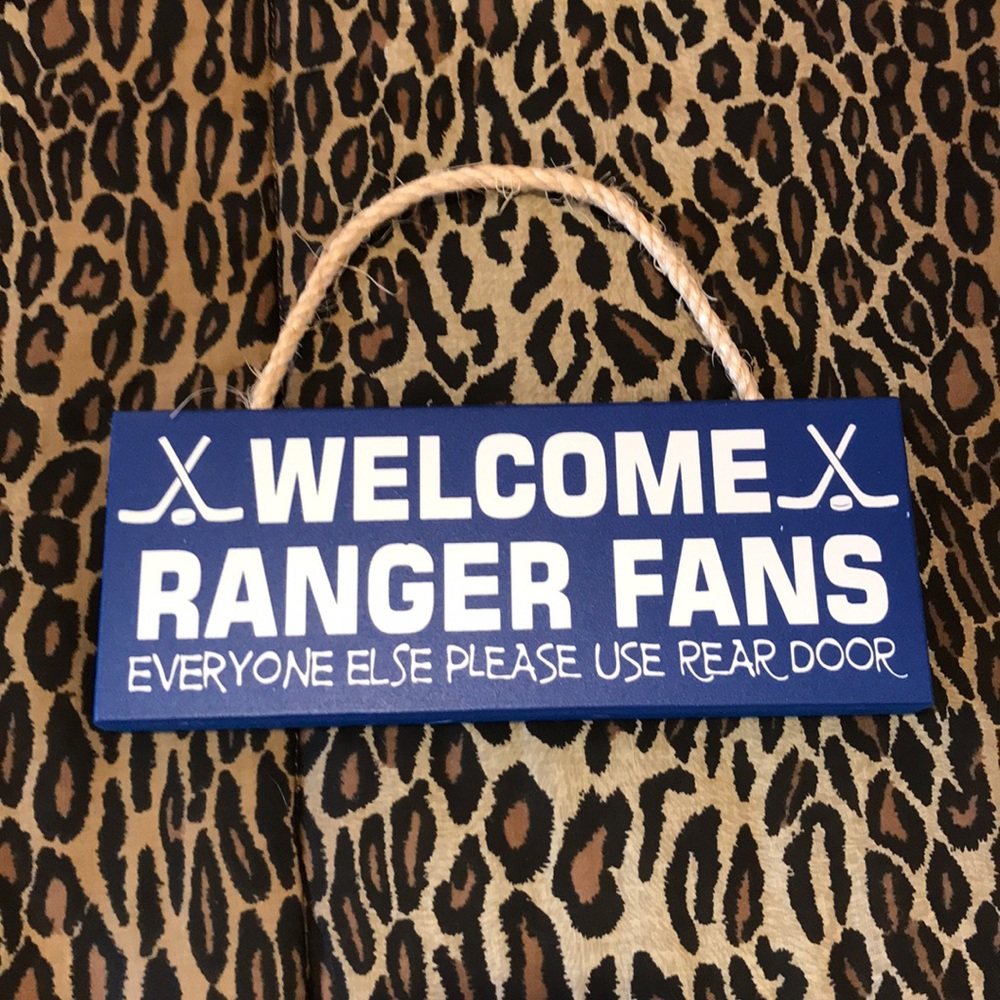 Welcome NWT Ranger fans wooden hanging plaque